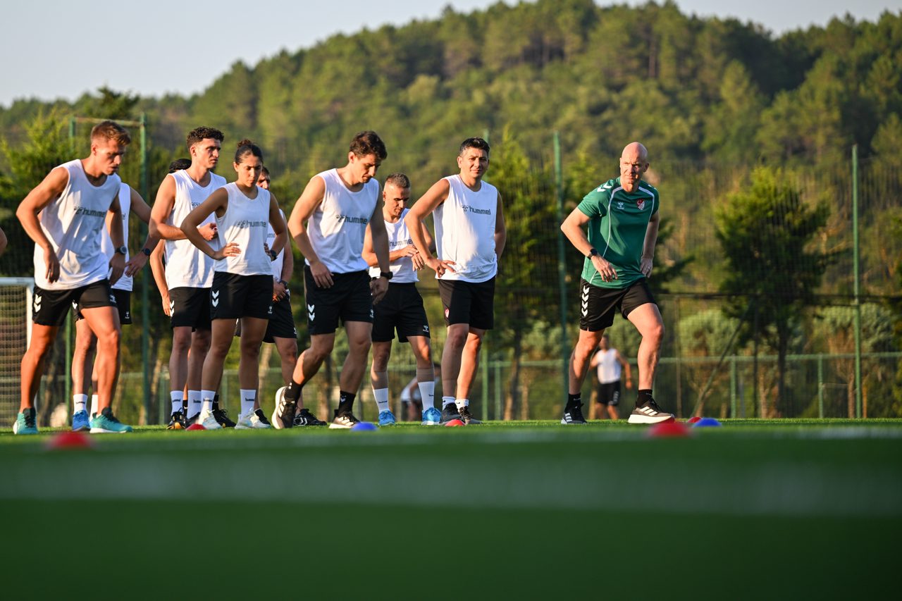 TFF Başkanı İbrahim Hacıosmanoğlu'ndan 2026-2027 sezonu mesajı: