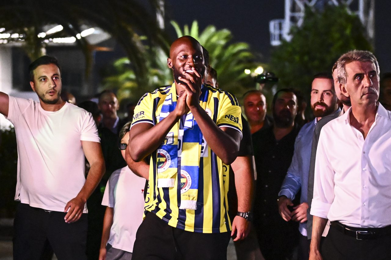 Romelu Lukaku, Fenerbahçe'de ilk antrenmanına çıktı