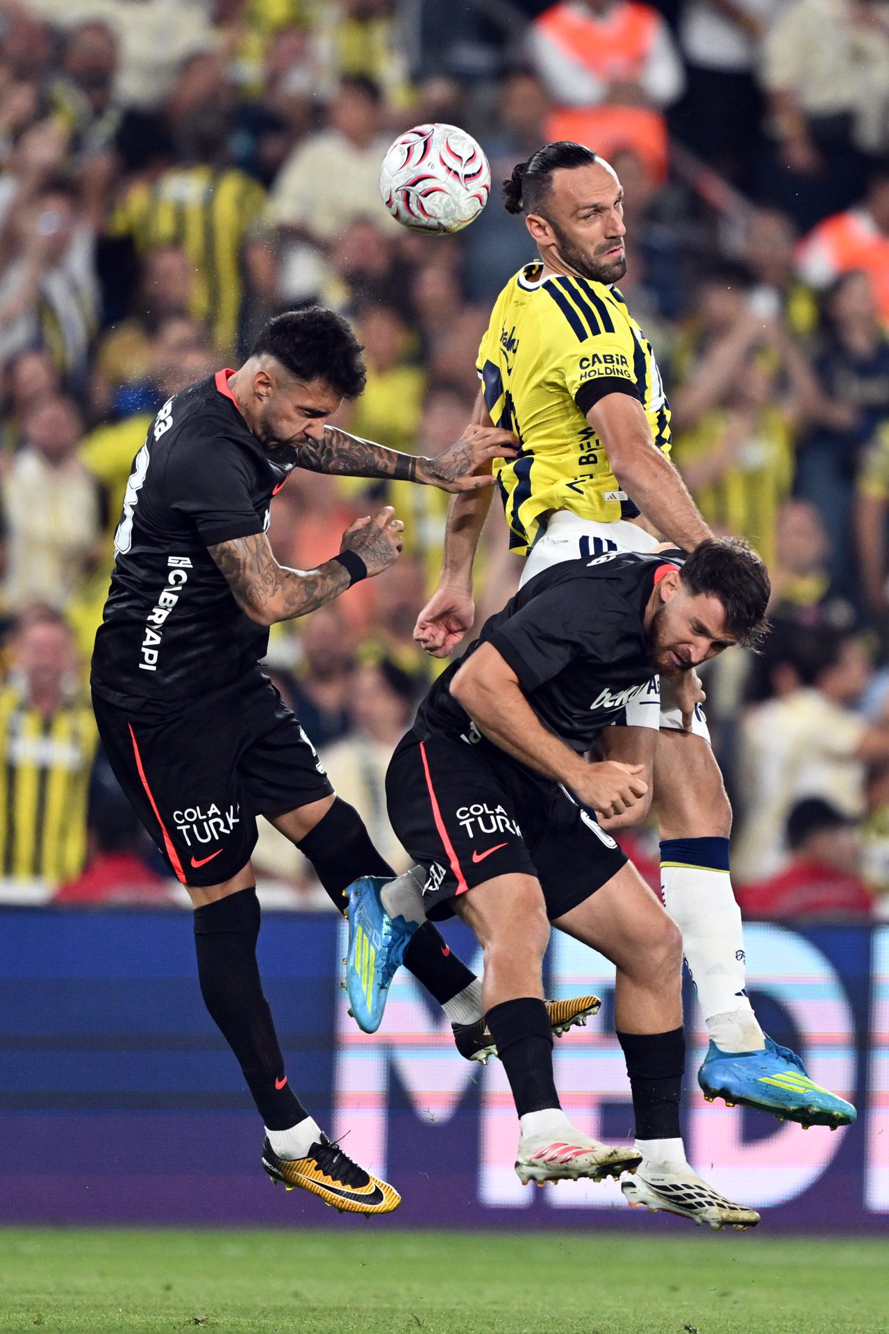 Fenerbahçe-Beşiktaş derbisinden notlar