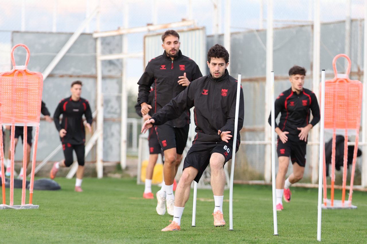 Sivasspor, 1. Lig'de yarın Pendikspor'u konuk edecek